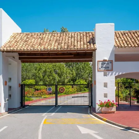 Amazing Views In Benahavis - Pool And Fitness