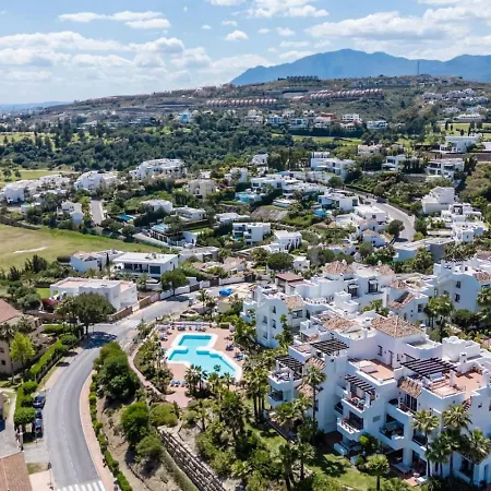 Amazing Views In Benahavis - Pool And Fitness Estepona